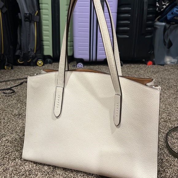 Coach purse - Picture 2 of 3